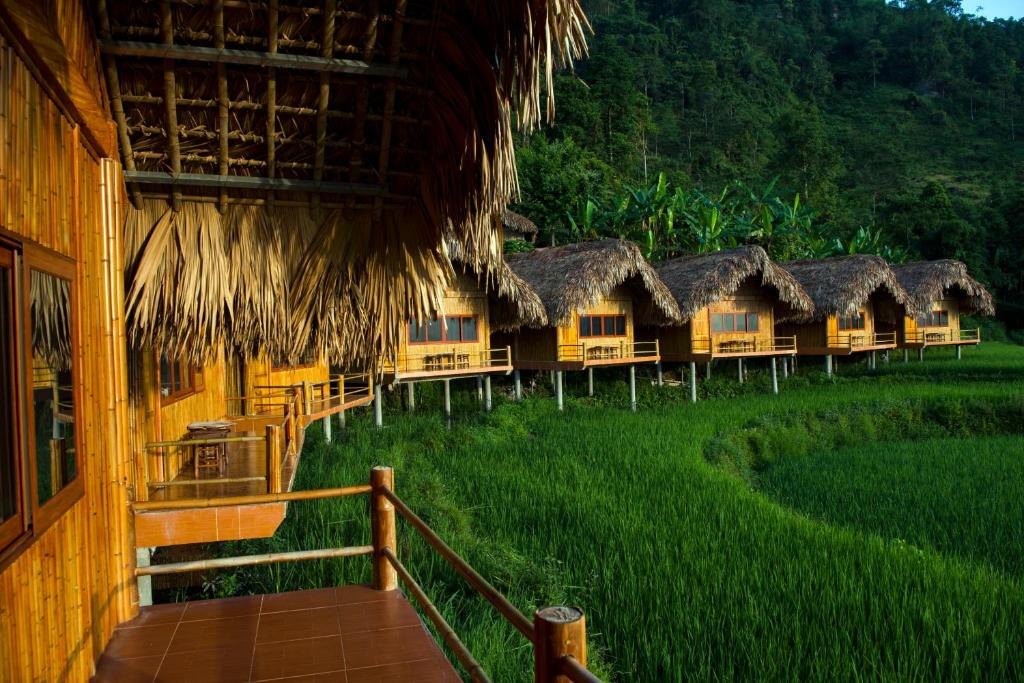 Khách sạn Hoang Su Phi Lodge