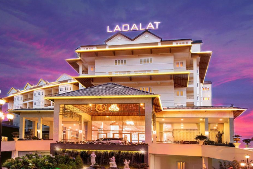 Ladalat Hotel