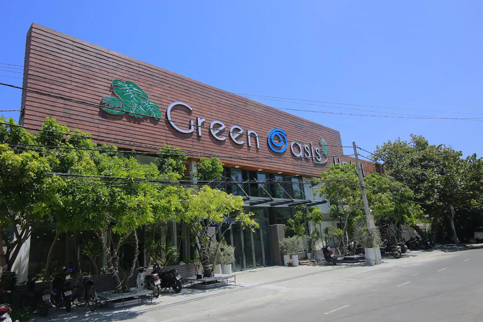 Green Oasis Hotel