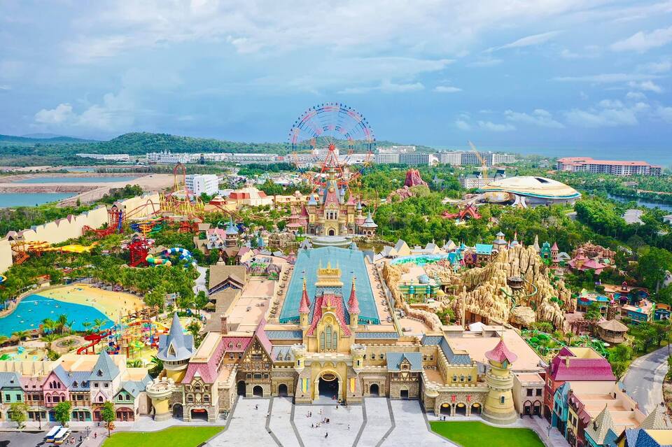 Khung cảnh Vinpearl Land Phú Quốc từ trên cao