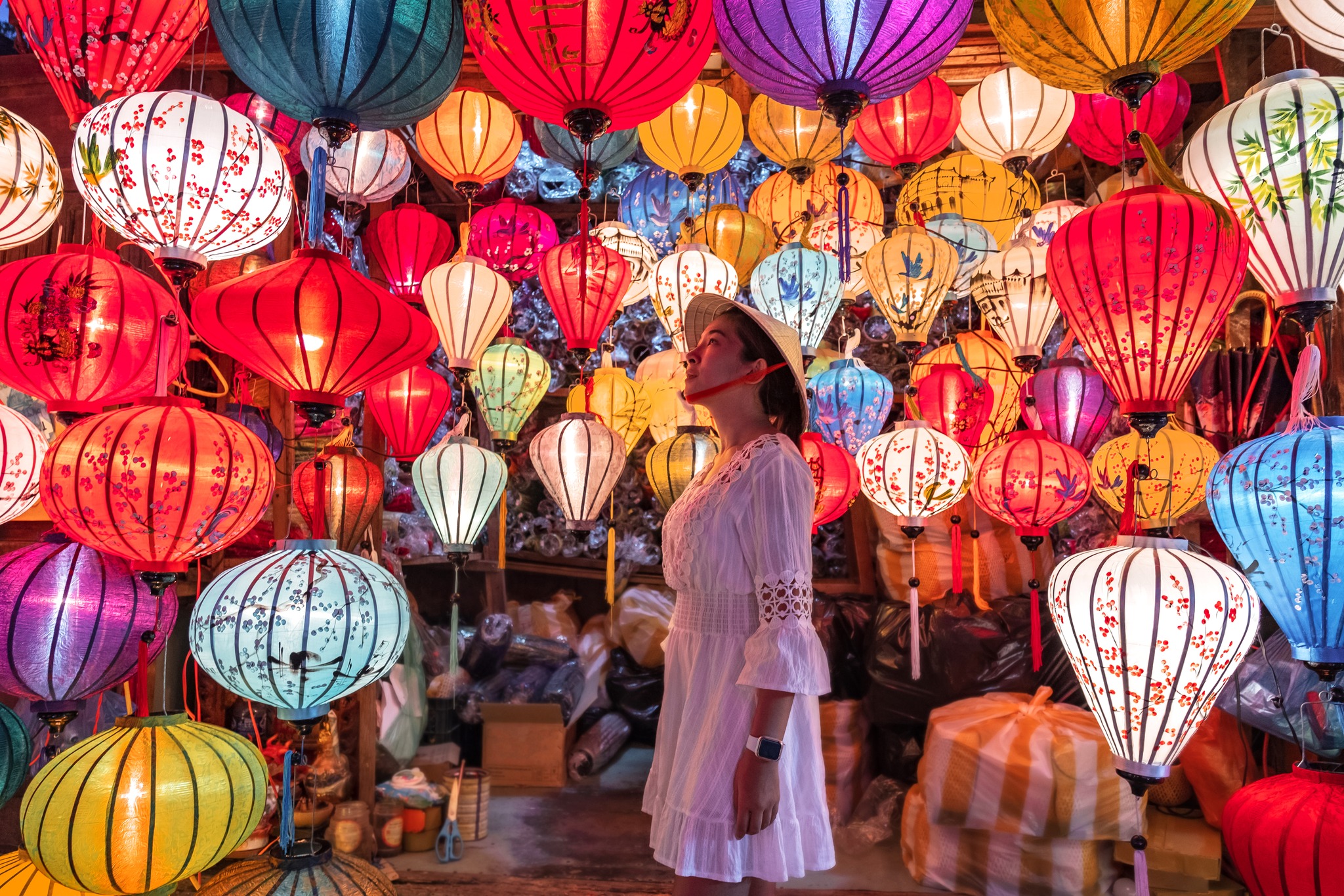 Check-in cùng đèn lồng