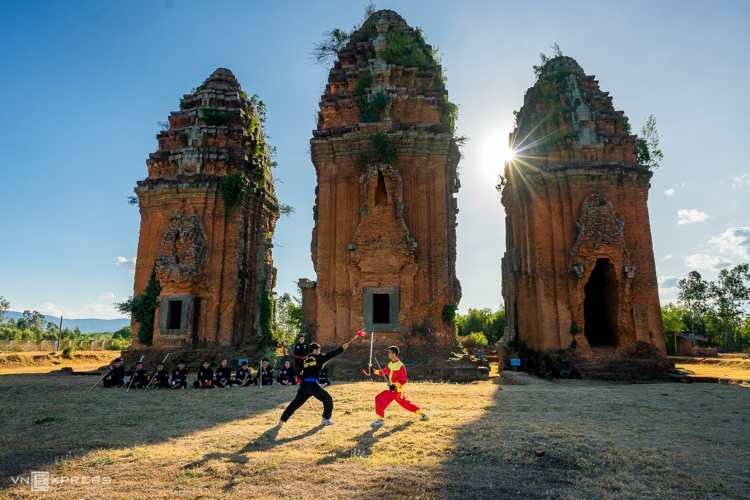 🕌 Check-in tại Tháp Chăm