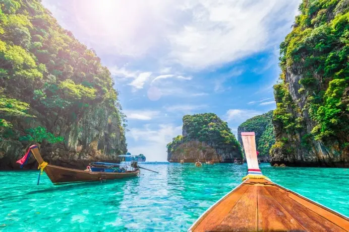 Đảo Phi Phi - viên ngọc ẩn mình giữa vùng biển Andaman